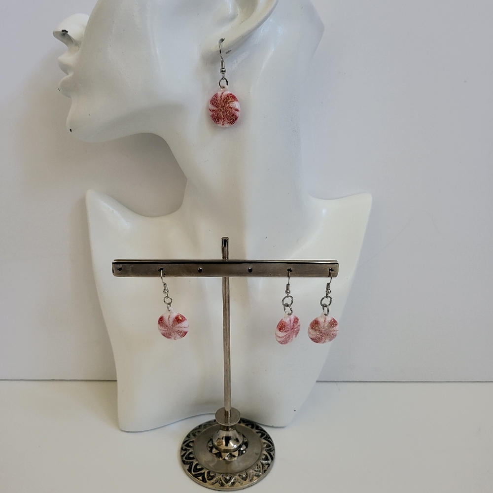 Handcrafted Christmas  Earrings by TerriBWhite Designs - Picture 4 of 9